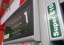 Novità pieno di carburante: al distributore, E5 e B10 significano benzina e gasolio