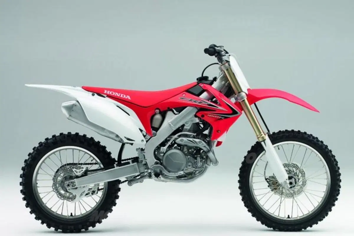 Motocross. Le Honda CRF del 2011 sono pronte (8)