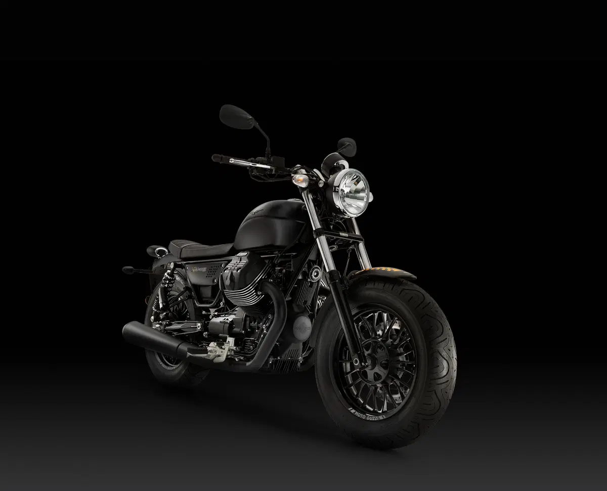 Moto Guzzi V9 Bobber e V9 Roamer (27)