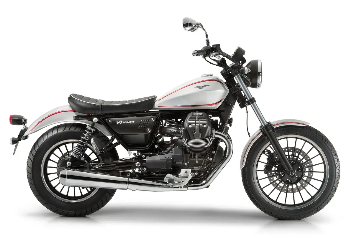 Moto Guzzi V9 Bobber e V9 Roamer (28)