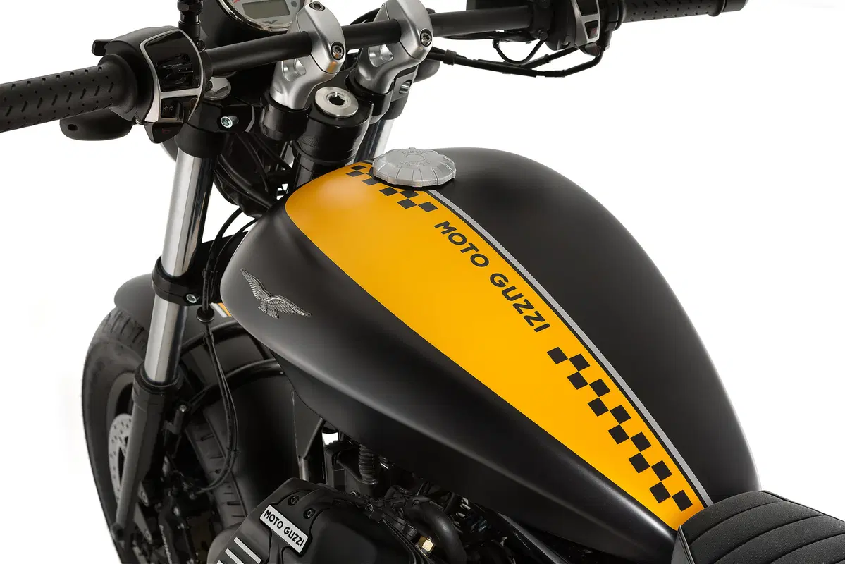 Moto Guzzi V9 Bobber e V9 Roamer (30)