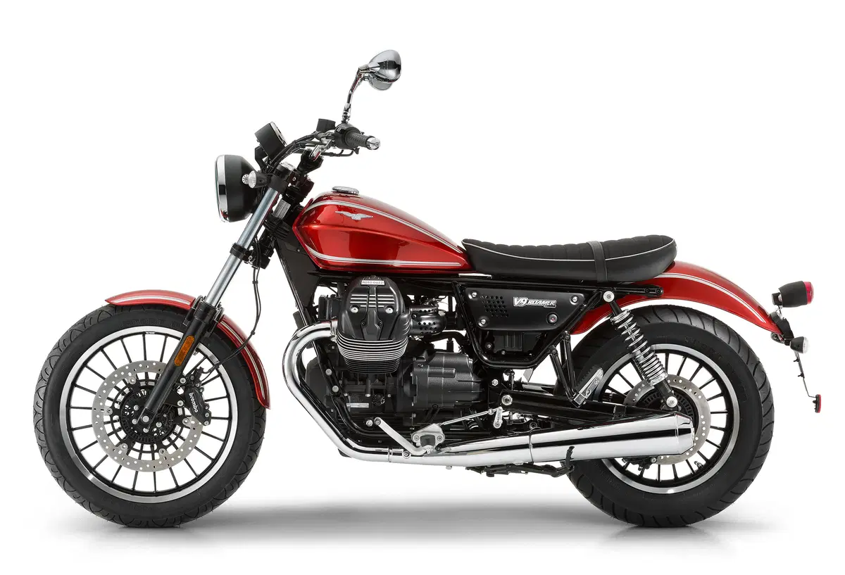 Moto Guzzi V9 Bobber e V9 Roamer (33)