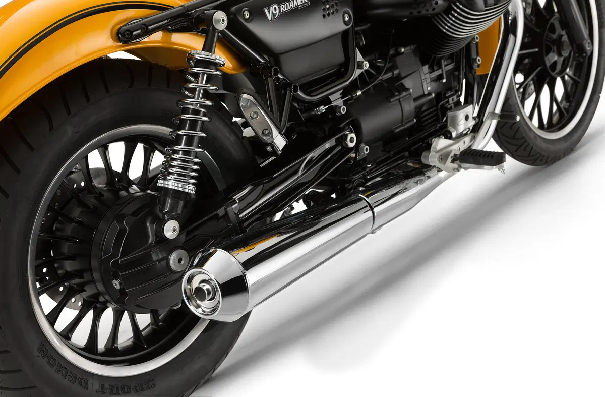 Moto Guzzi V9 Bobber e V9 Roamer (35)