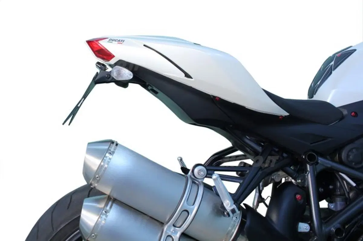 LLS Racing: accessori per Ducati Streefighter (4)