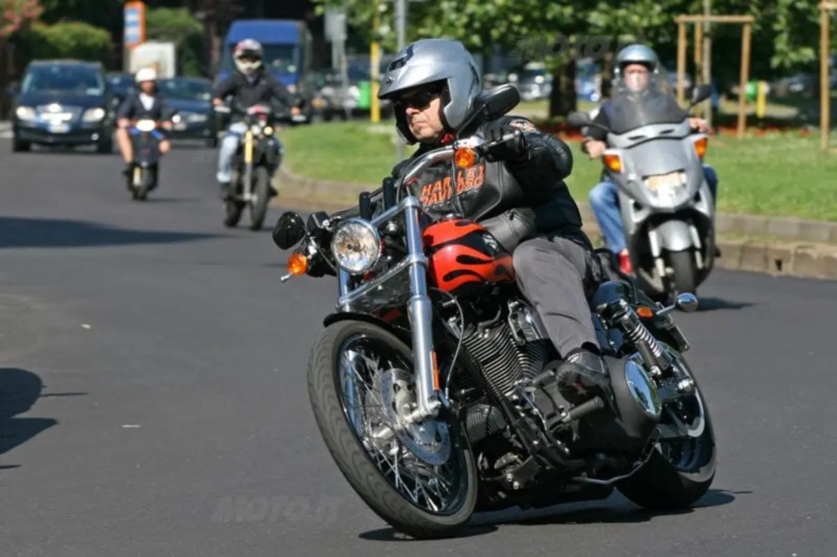 Harley-Davidson Dyna Wide Glide 