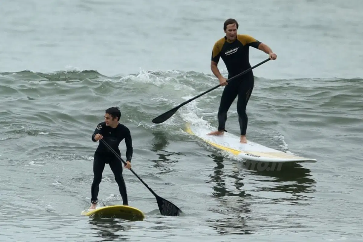 Pedrosa a Los Angeles tra surf e skydiving con Red Bull (5)