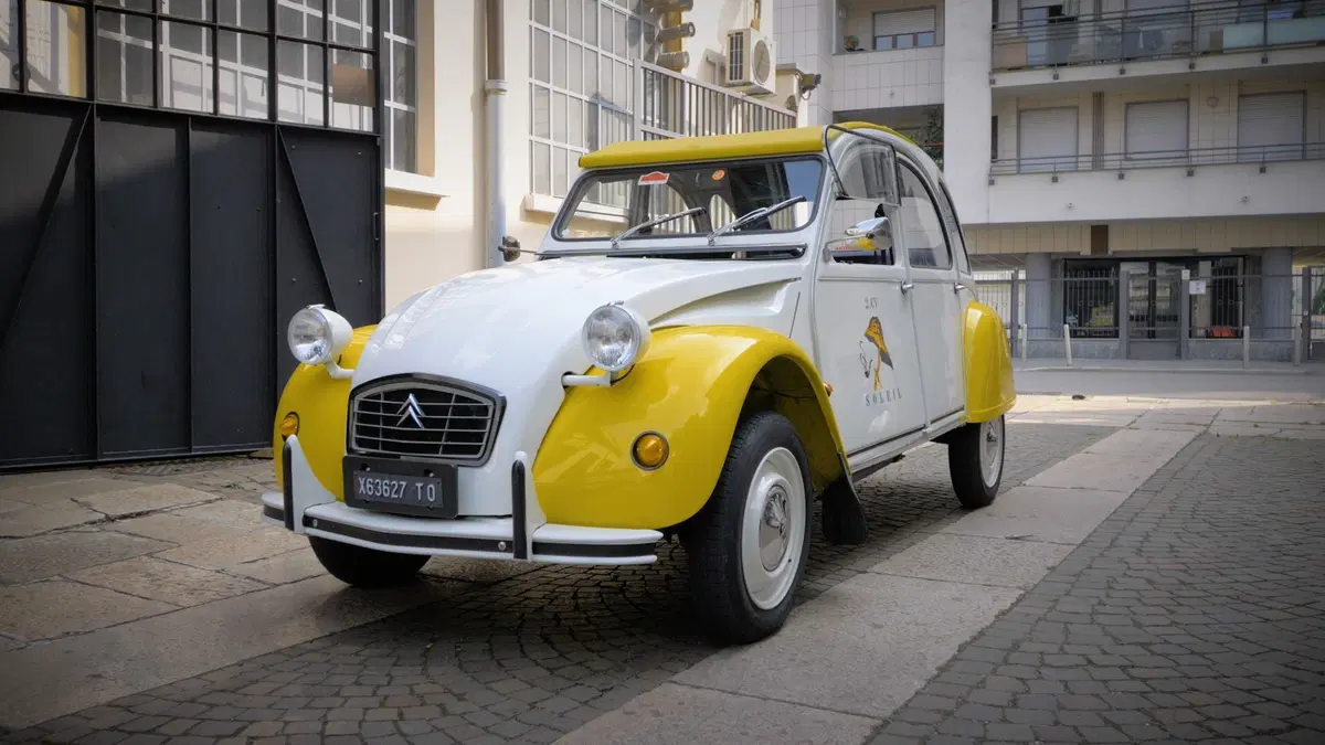 Citroën 2CV, la Special by South Garage e Moto.it comincia a prendere forma (2)