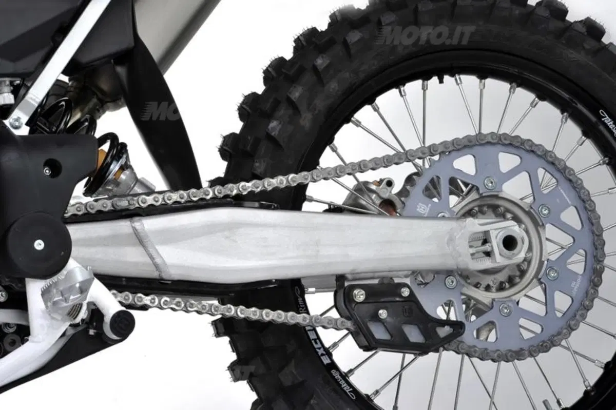 Le nuove Husqvarna TE449, TE511 e TC449 (9)