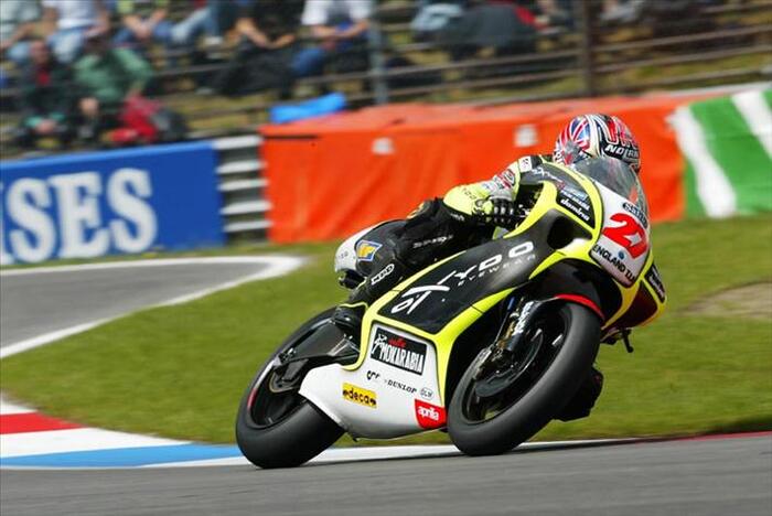 Casey Stoner nel 2002 con l'Aprilia di Lucio Cecchinello