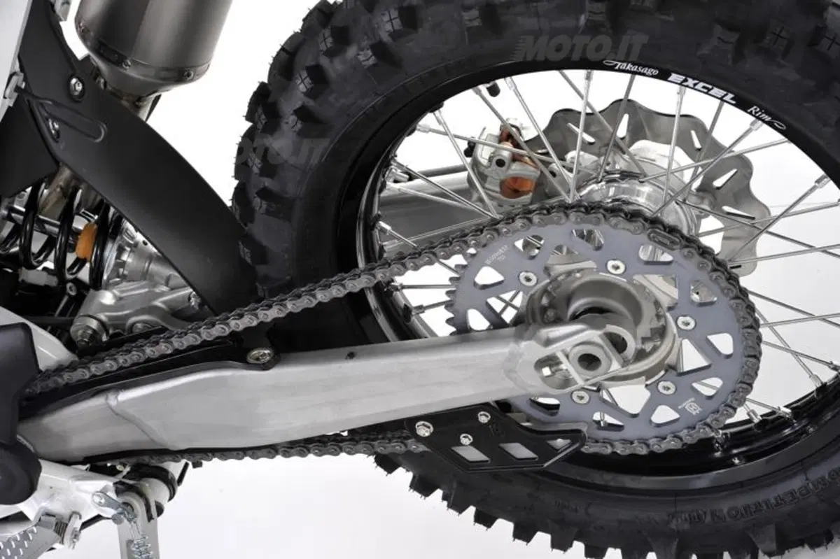 Le nuove Husqvarna TE449, TE511 e TC449 (19)