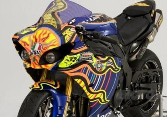 All'asta la Yamaha YZF-R1 di Valentino Rossi