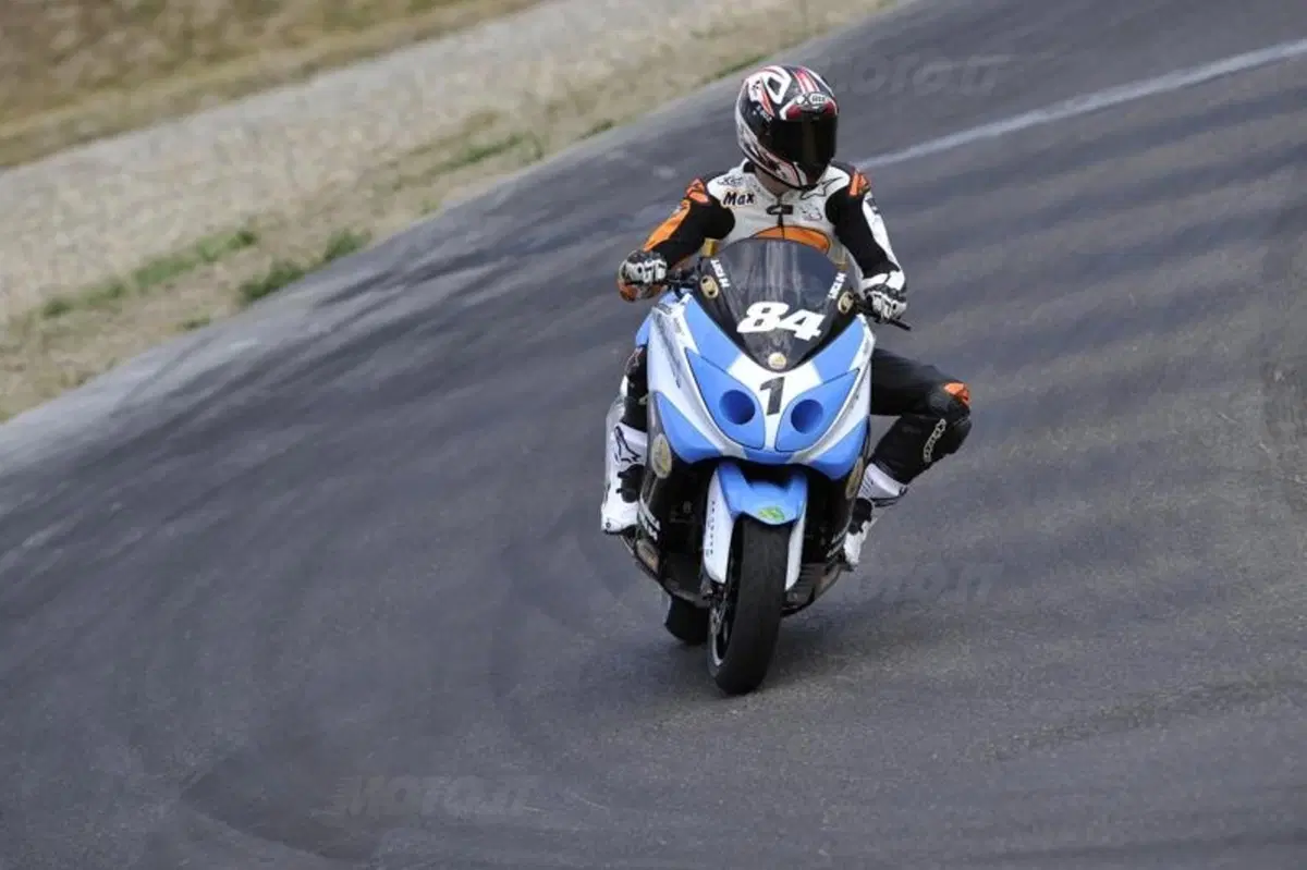 Scooter Polini: dal Quartz di Guareschi, al T-Max di “Rapi” (3)