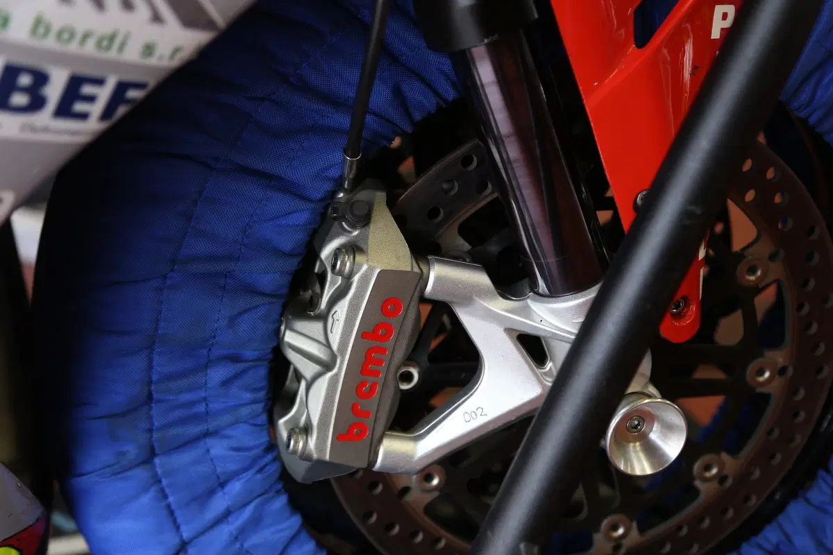MV Agusta F3 800 Supersport by Team Extreme (3)