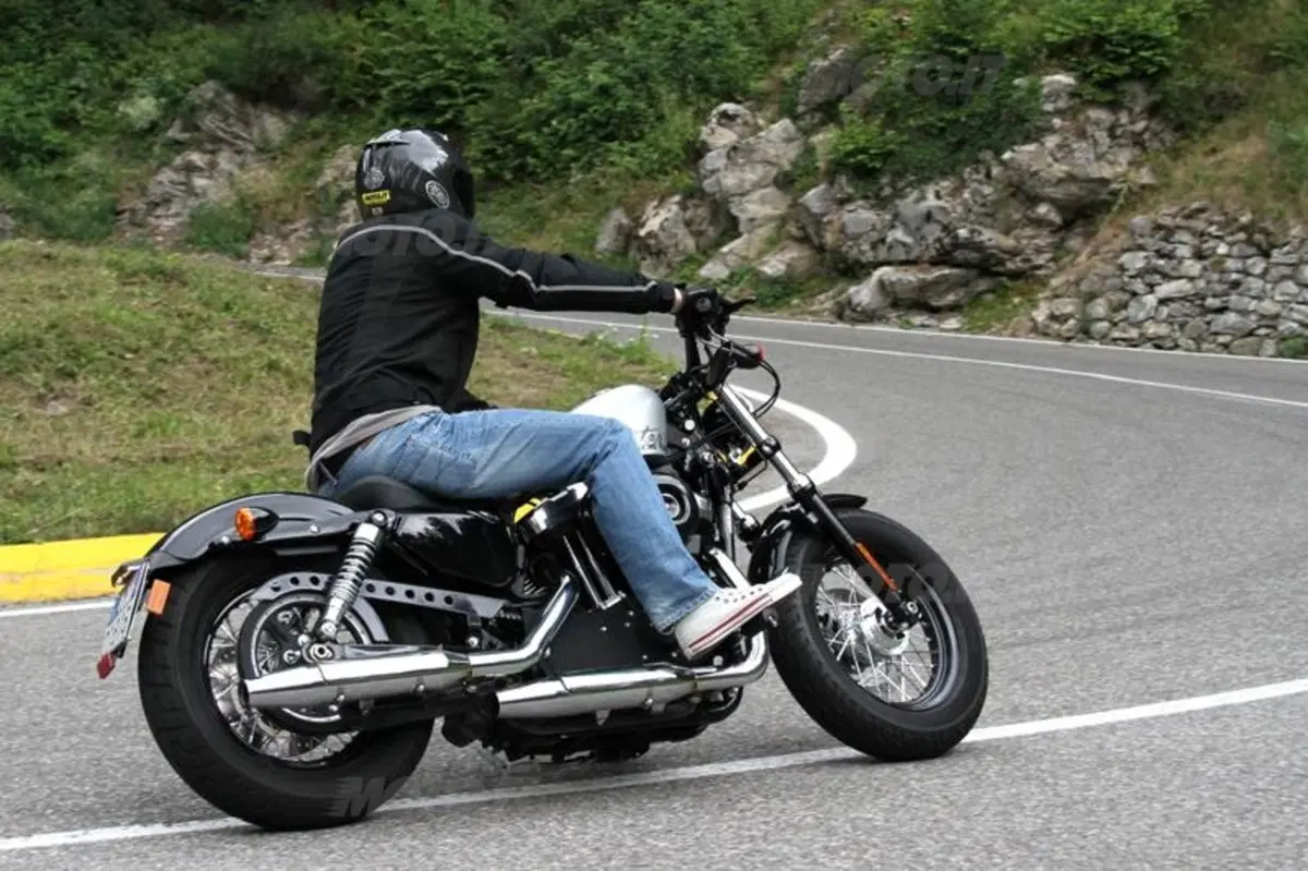 Harley-Davidson Forty-Eight  (3)