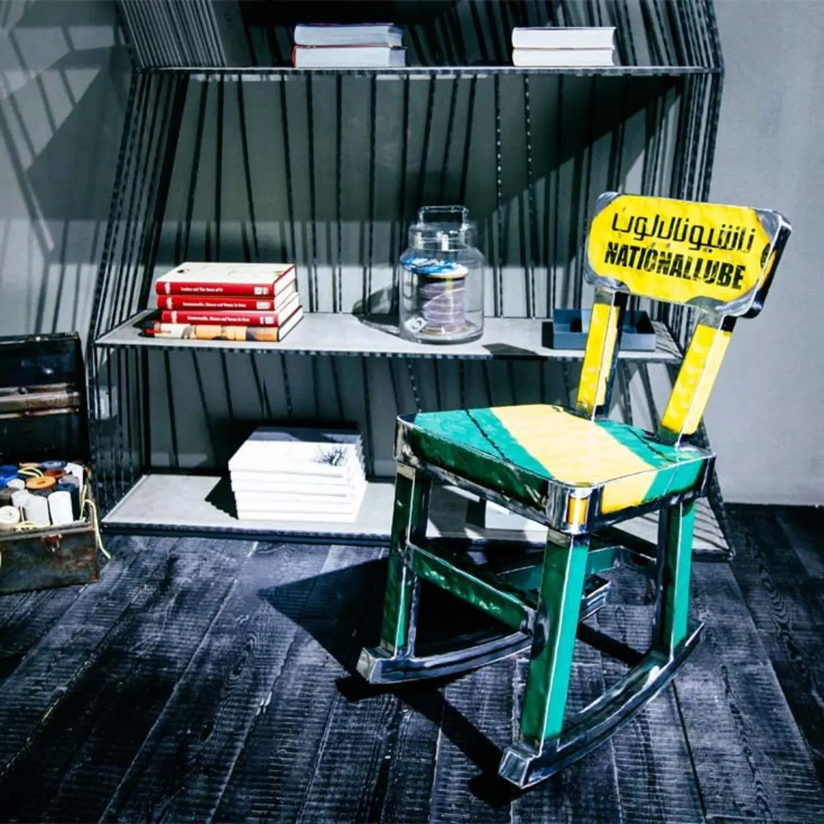 Vibrazioni Art Design: barili di petrolio trasformati in arredamento (4)