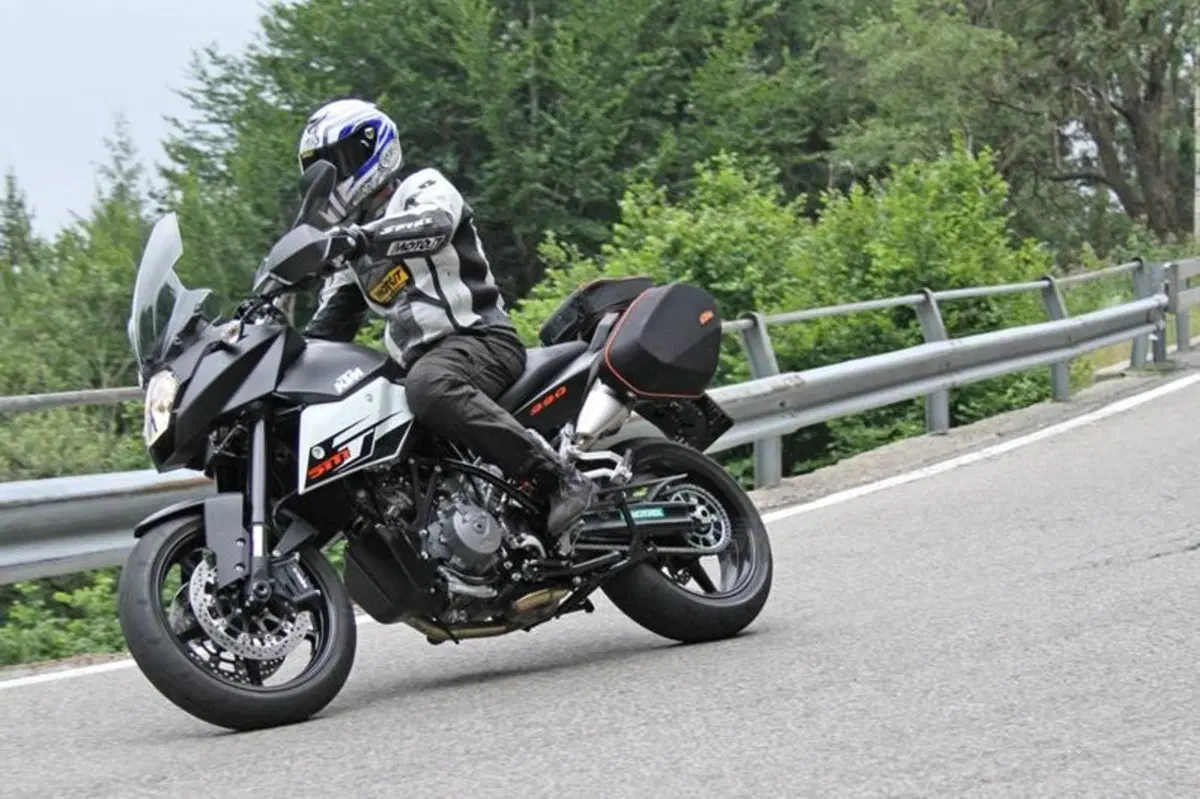 KTM 990 SMT  (6)