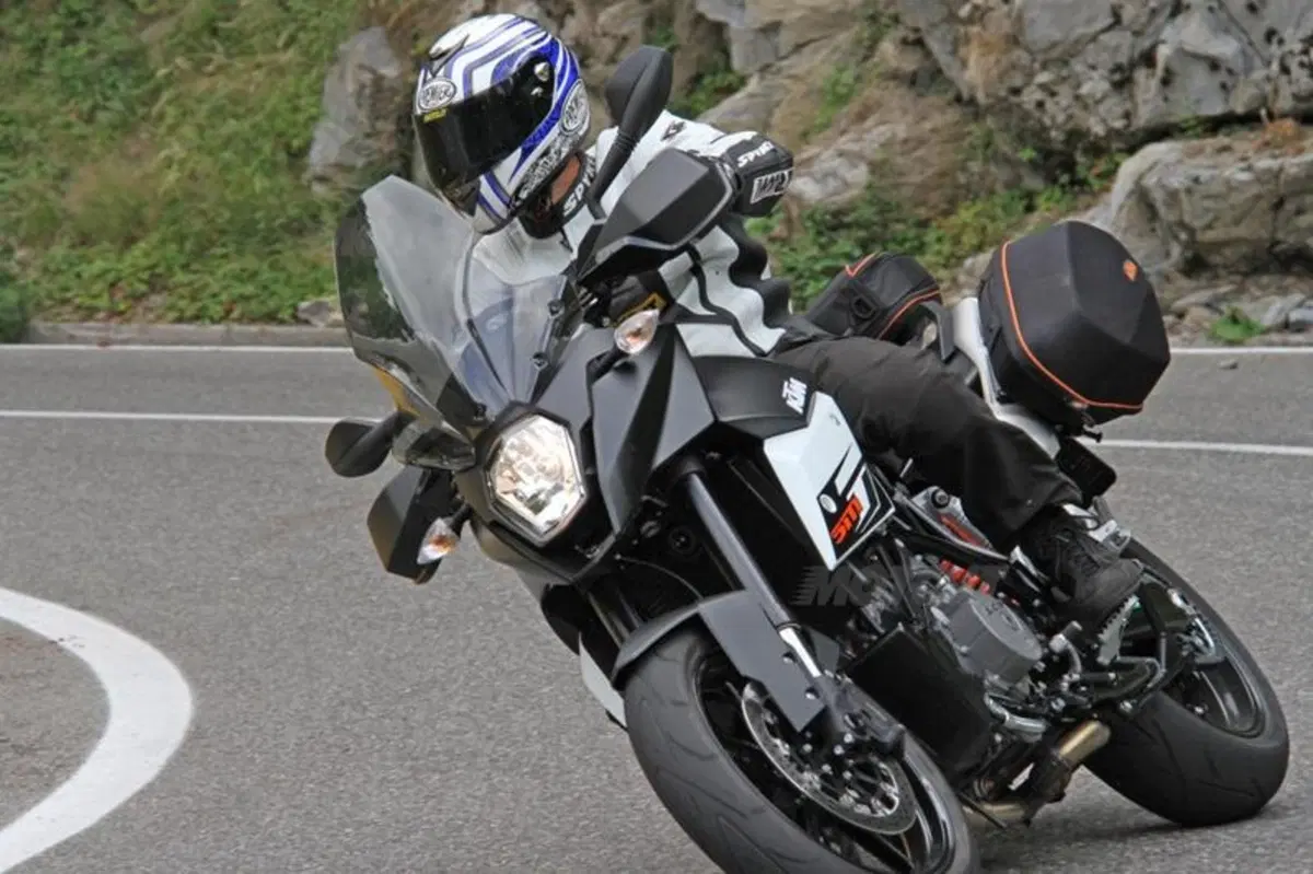 KTM 990 SMT  (7)