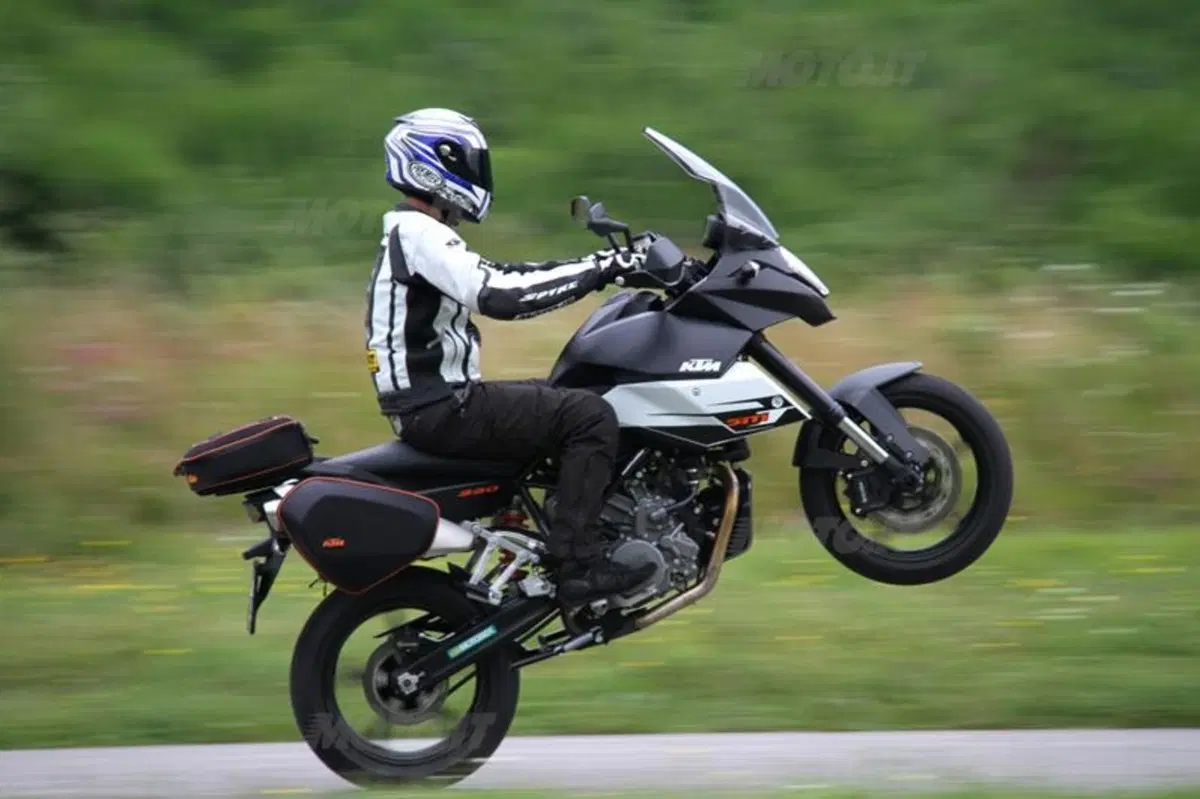 KTM 990 SMT  (8)