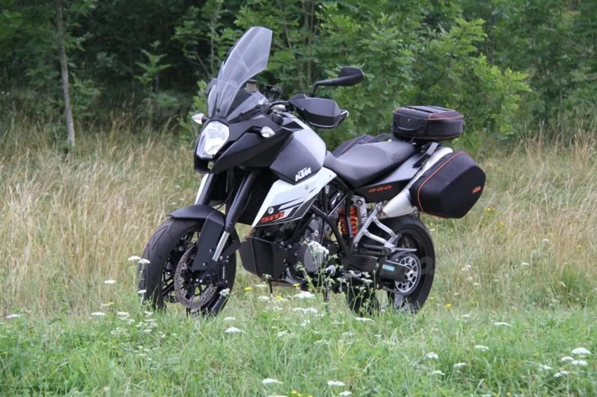 KTM 990 SMT  (13)