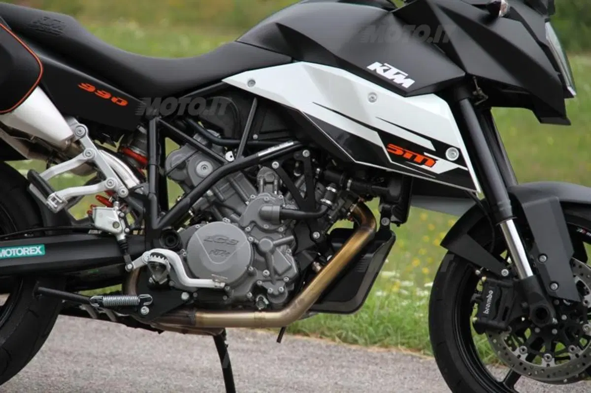 KTM 990 SMT  (21)