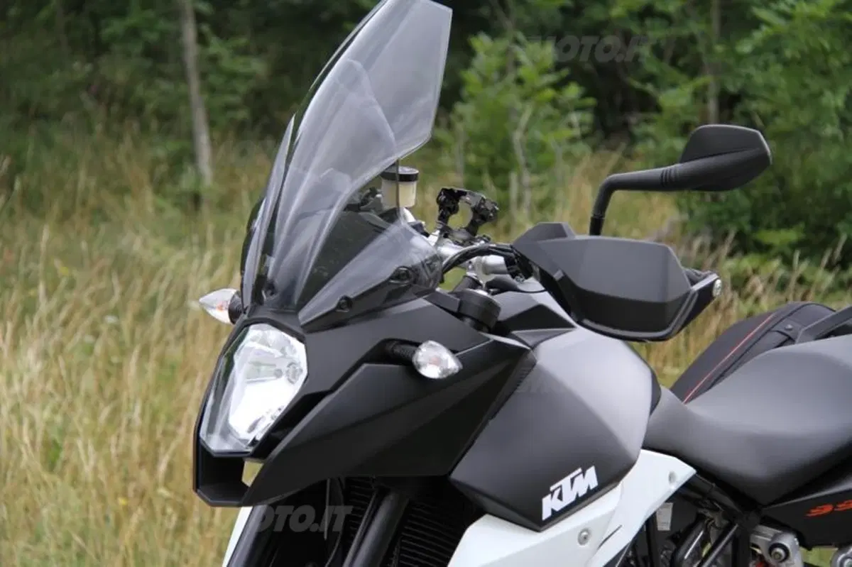 KTM 990 SMT  (22)