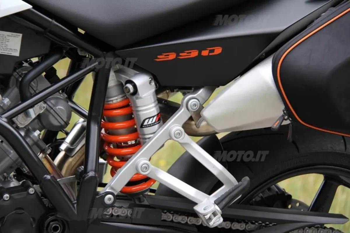 KTM 990 SMT  (25)