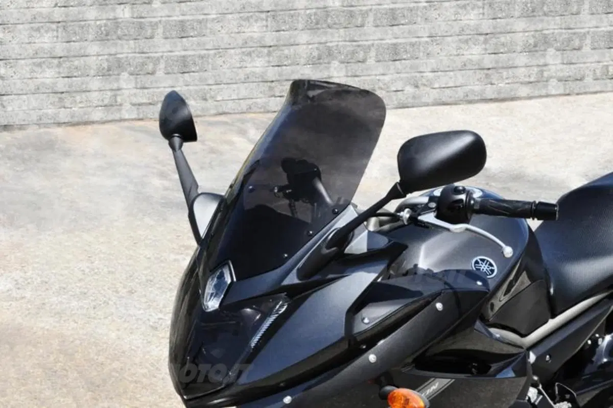 Kit Skidmarx per Yamaha XJ-6 Diversion