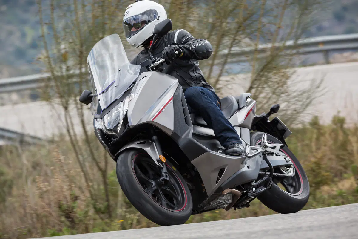 Honda Integra 750 DCT (5)