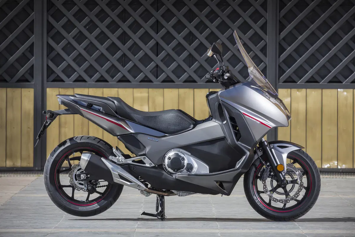 Honda Integra 750 DCT (17)