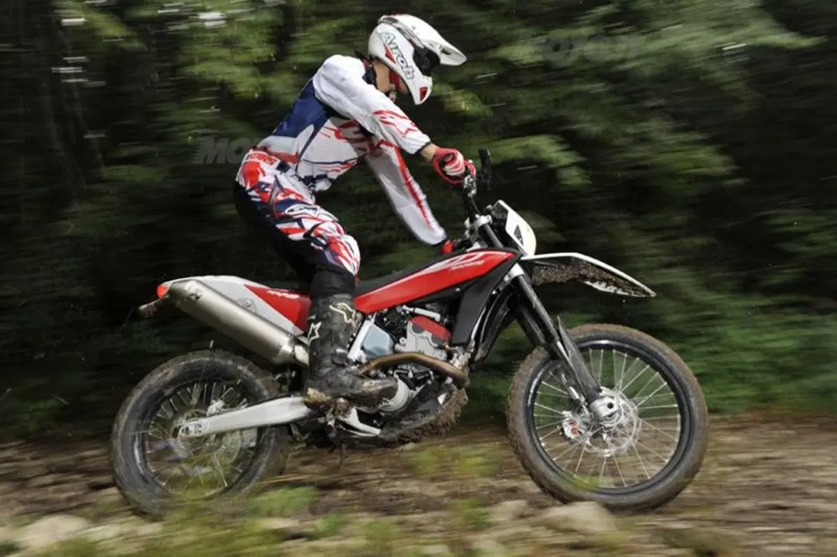 Husqvarna Gamma 2011 Cross/Enduro  (2)