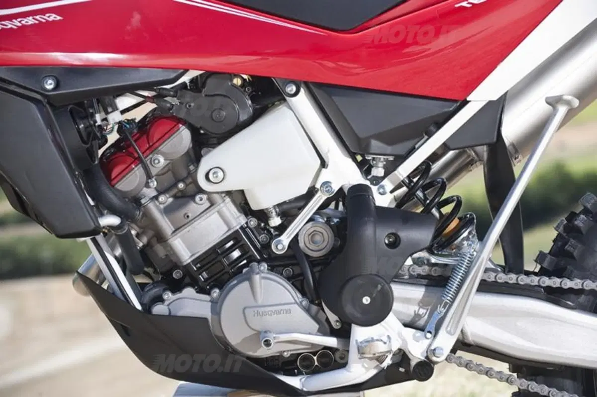 Husqvarna Gamma 2011 Cross/Enduro  (23)