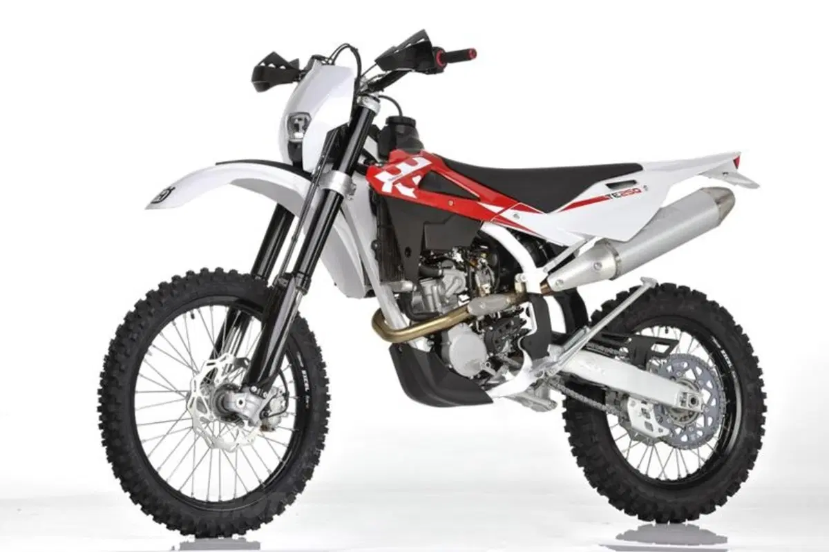 Husqvarna Gamma 2011 Cross/Enduro  (32)