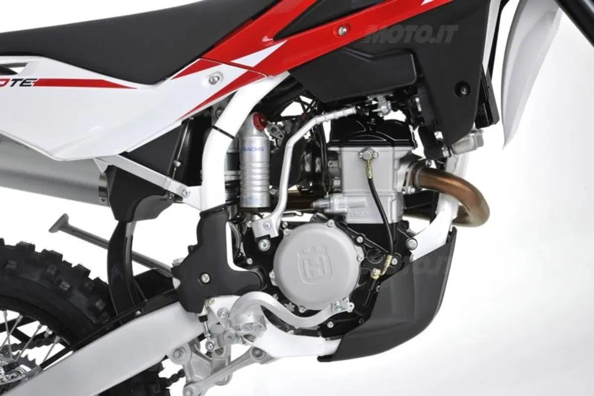 Husqvarna Gamma 2011 Cross/Enduro  (34)