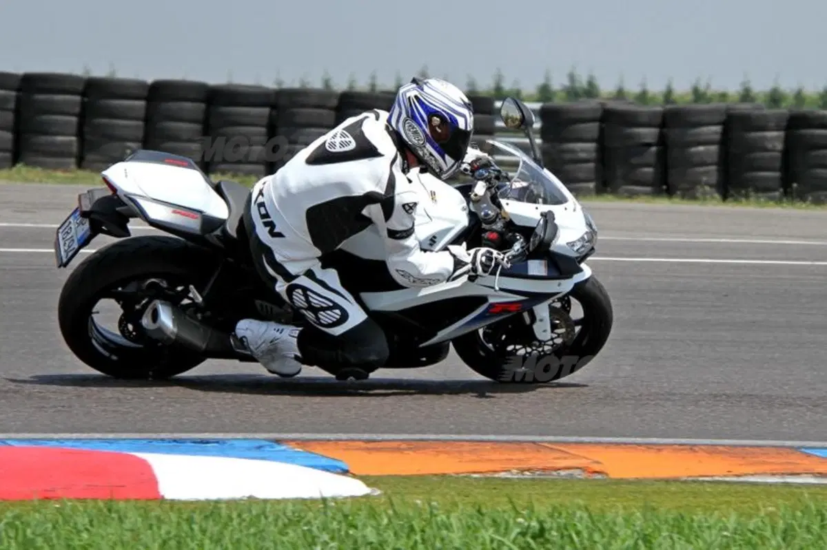Suzuki GSX-R 750  