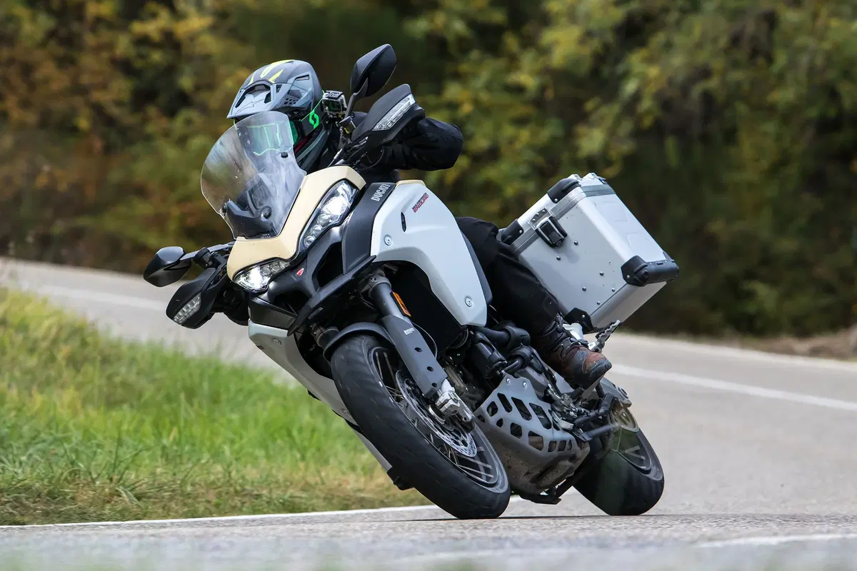 Ducati Multistrada Enduro 1260: test su strada e fuoristrada in Toscana (8)