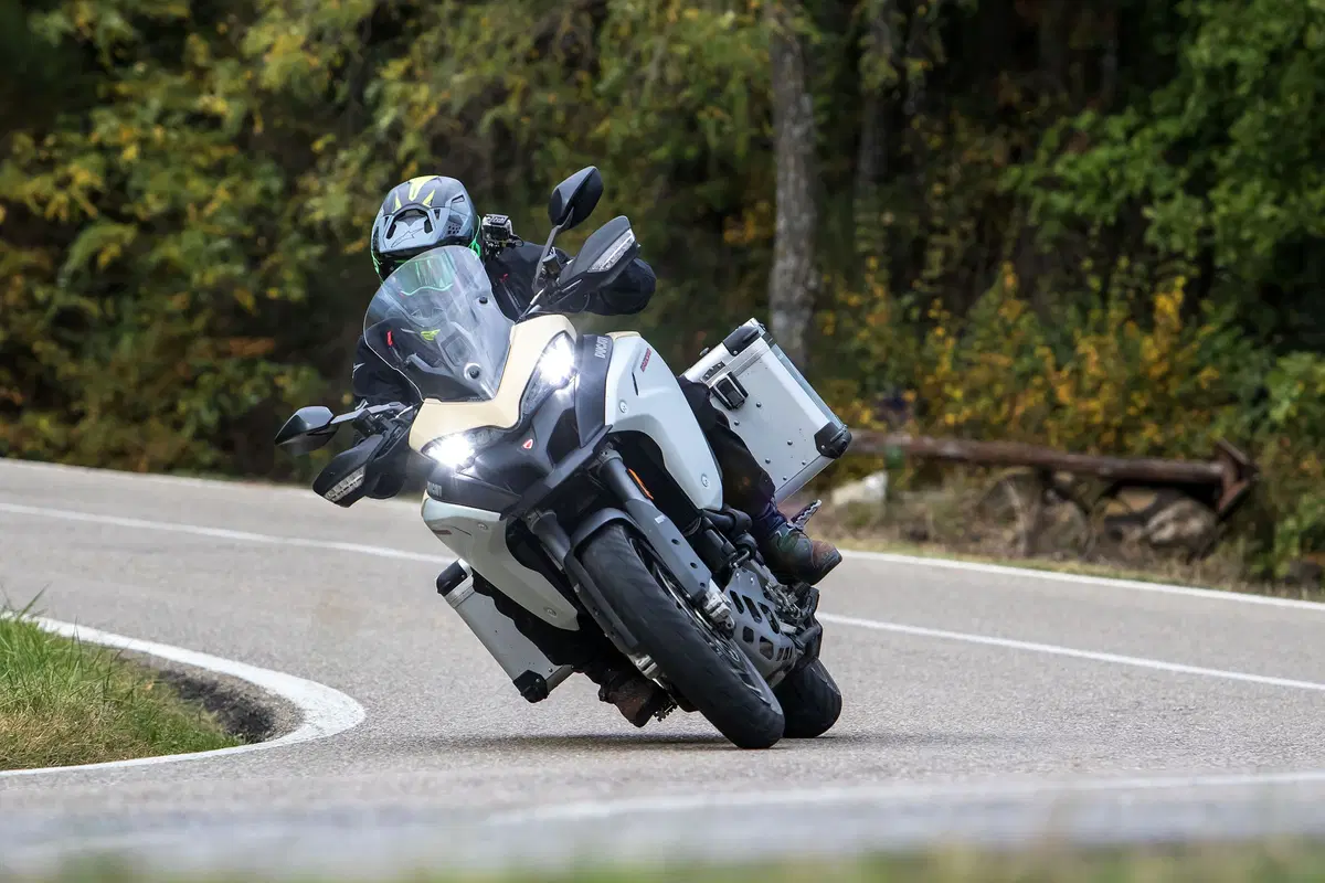 Ducati Multistrada Enduro 1260: test su strada e fuoristrada in Toscana (7)