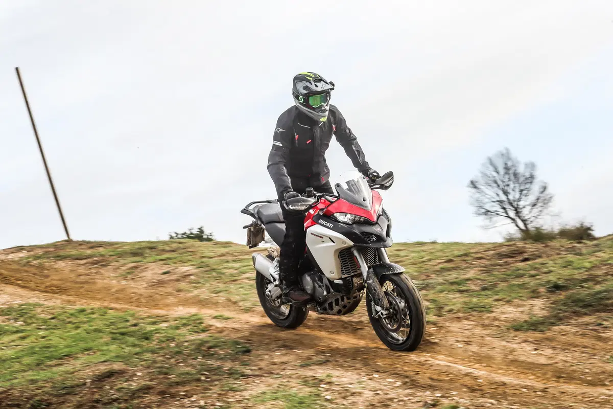 Ducati Multistrada Enduro 1260: test su strada e fuoristrada in Toscana (4)