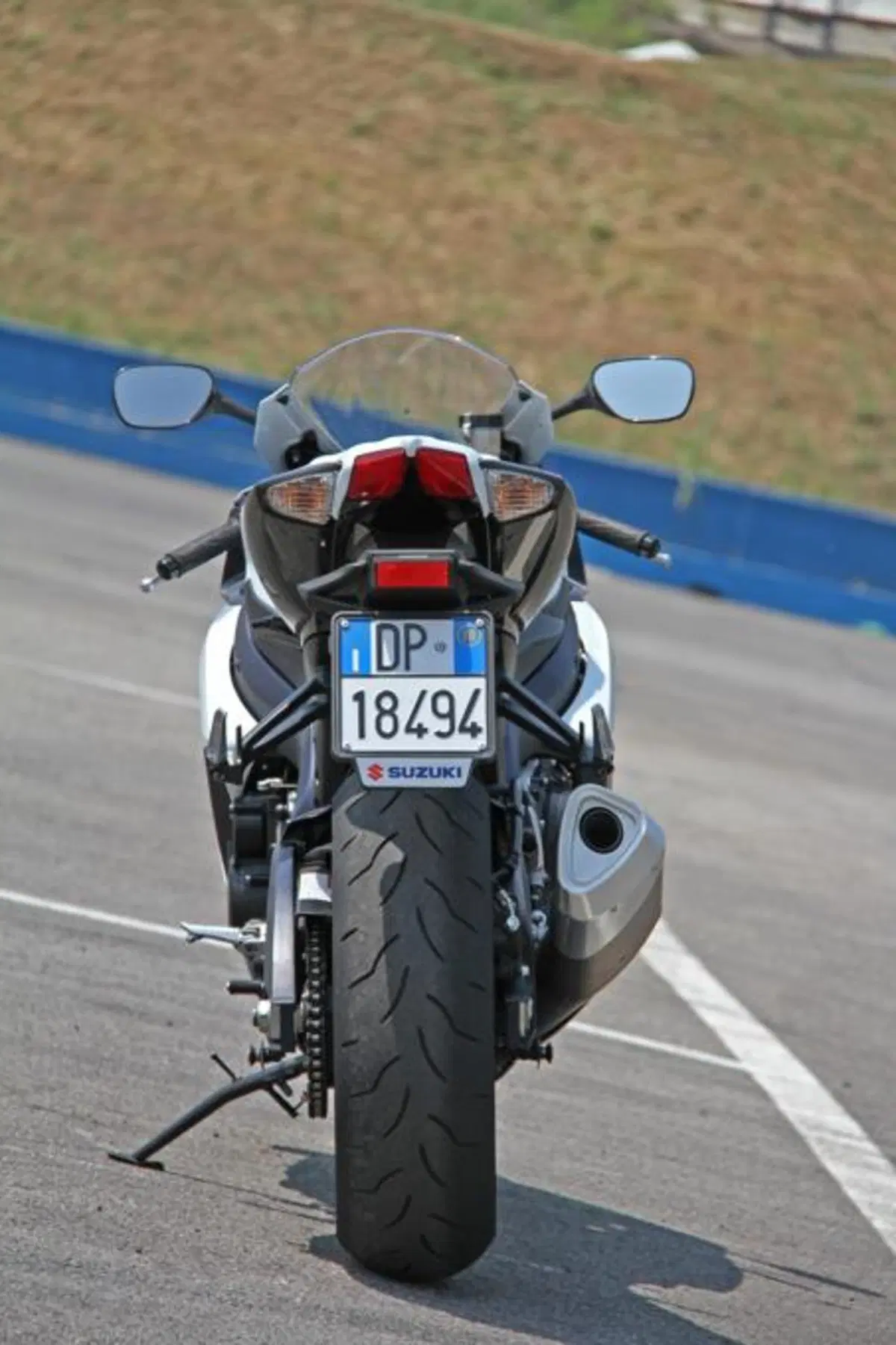 Suzuki GSX-R 750   (21)