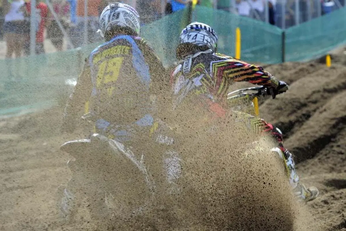 Cairoli gioca con la sabbia di Lommel (5)
