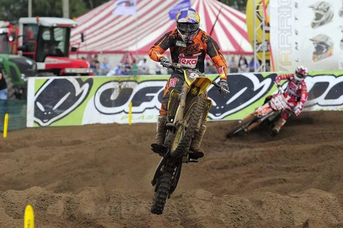 Cairoli gioca con la sabbia di Lommel (6)