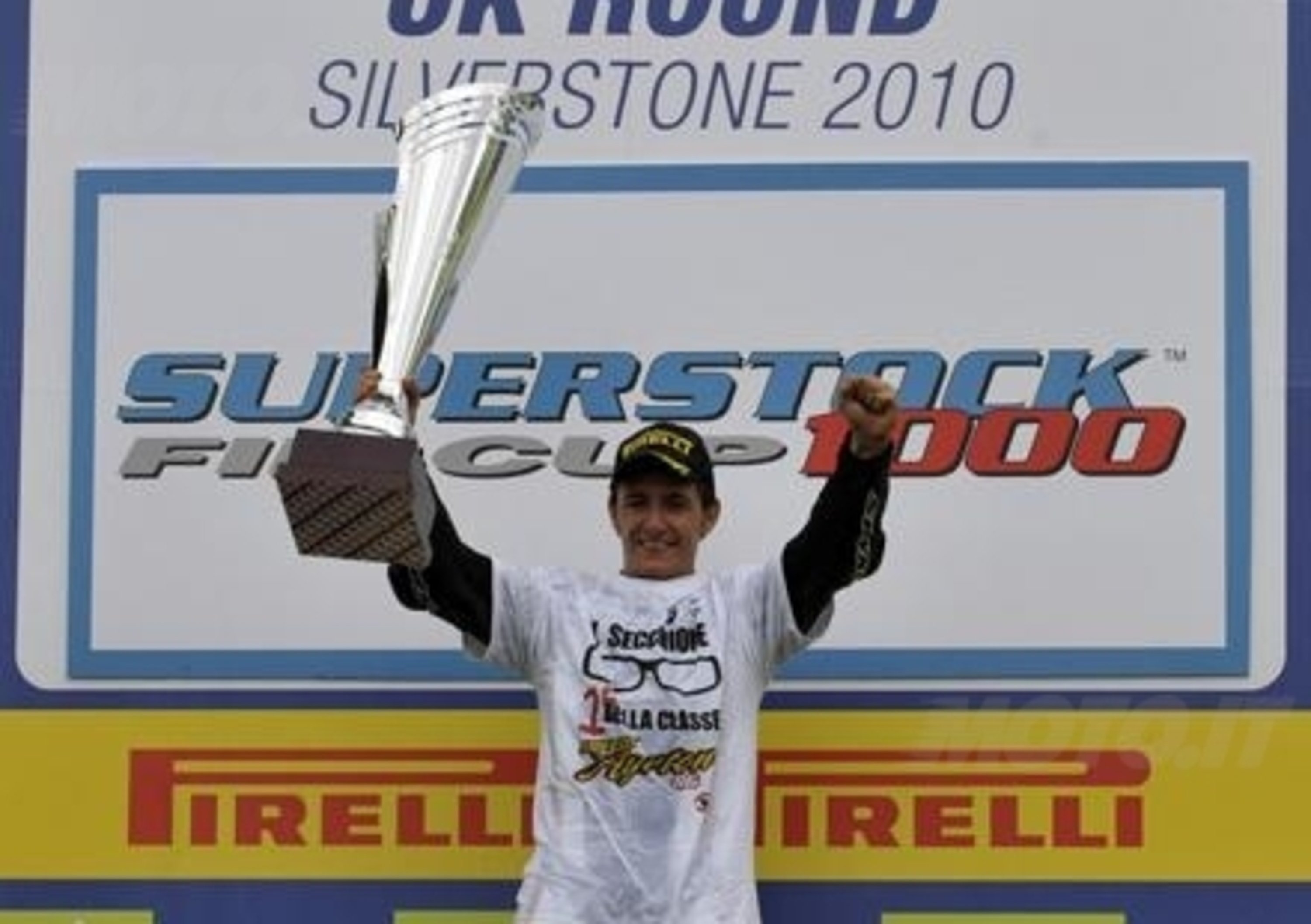 Ayrton Badovini vince il campionato Superstock 1000 FIM Cup
