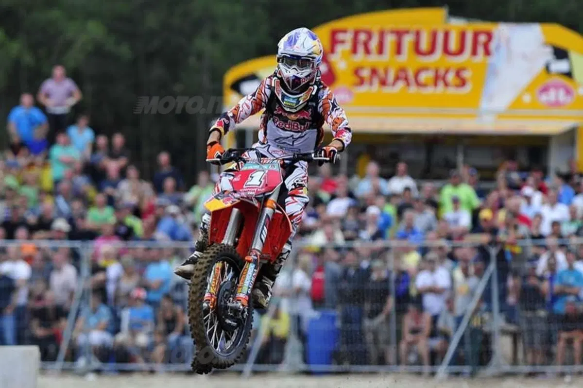 Lommel incorona Cairoli e Roczen (4)