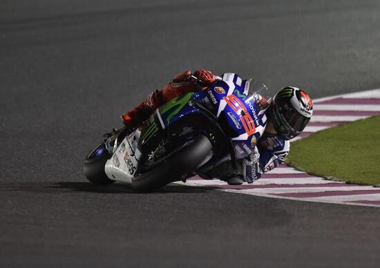 MotoGP, Qatar 2016.  Lorenzo è il più veloce nelle FP1