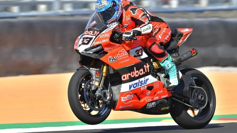 Superbike: Vincere non basta pi&ugrave;. Almeno per ora