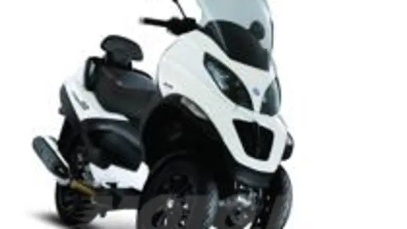 Novit&agrave; per il tre ruote Piaggio. Ecco l'MP3 Sport