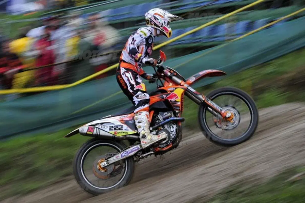 Desalle e Frossard sul fango ceco
