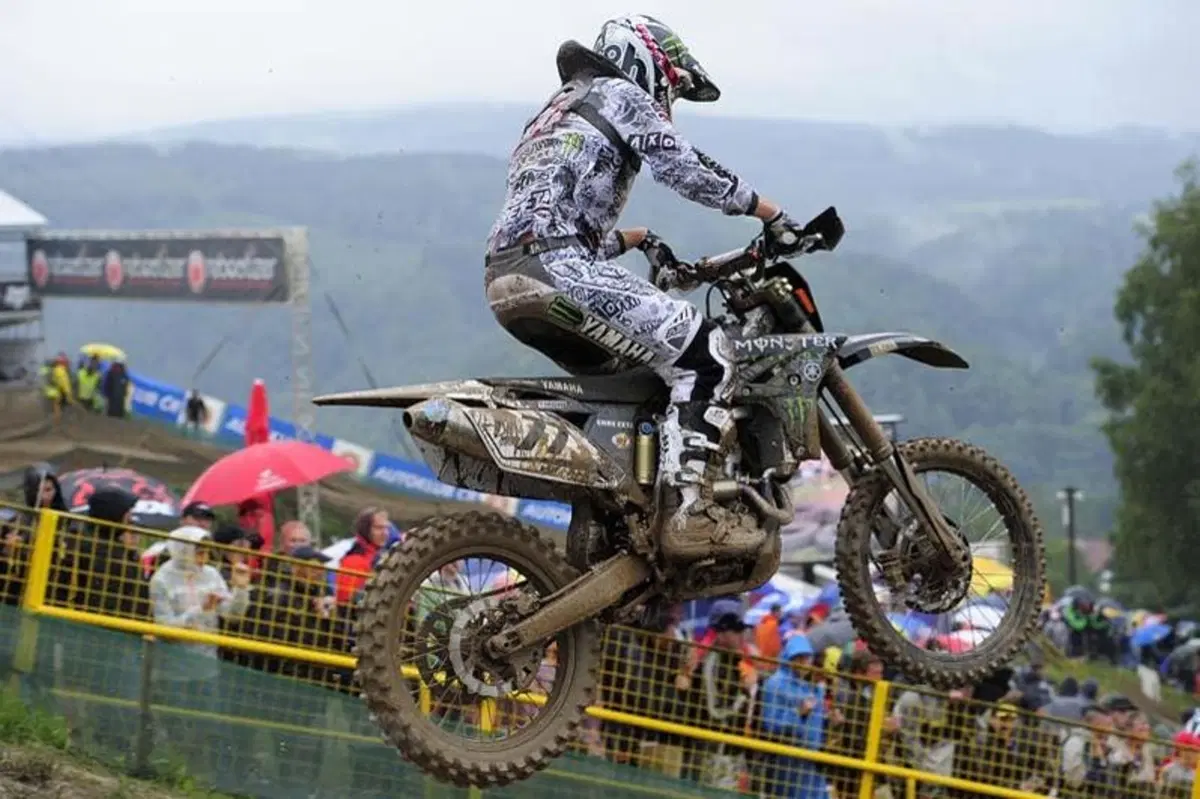 Desalle e Frossard sul fango ceco (5)