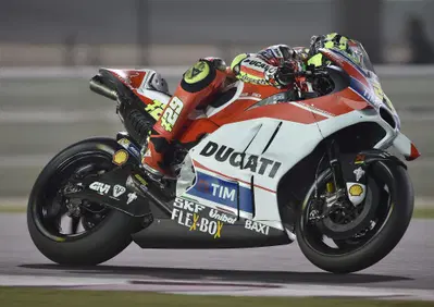 MotoGP 2016. Qatar FP2. Miglior tempo per Iannone
