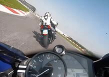 Sfida impossibile in pista: Yamaha TMAX vs Yamaha R6