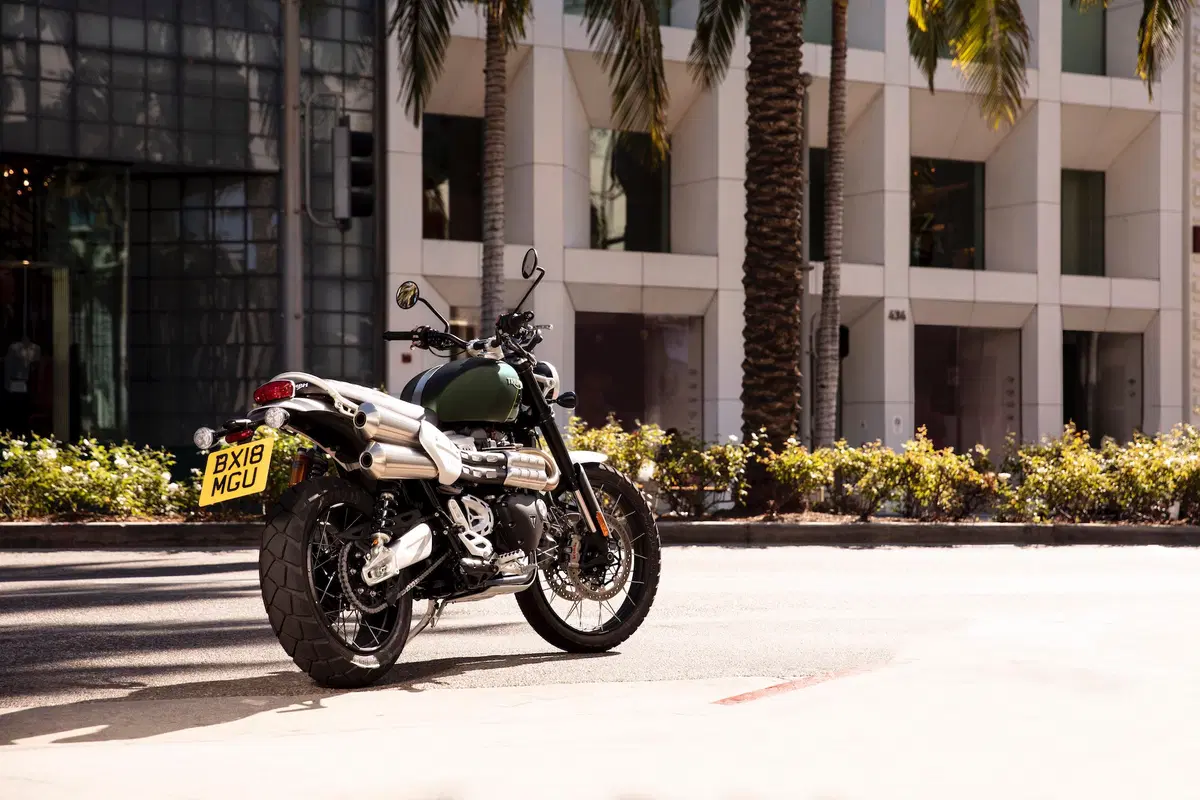Triumph Scrambler 1200 XC e XE: foto e dati (2)